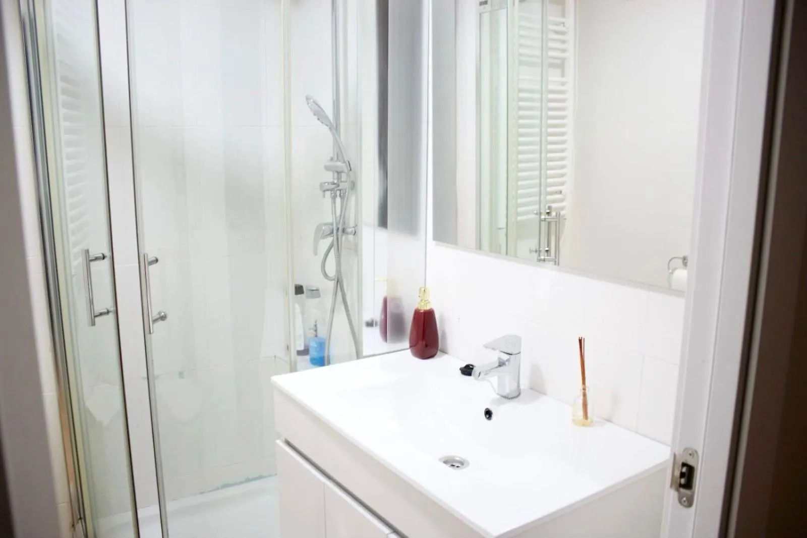 Piso De Diseno En El Centro De Cordoba By Bebalmy Apartman